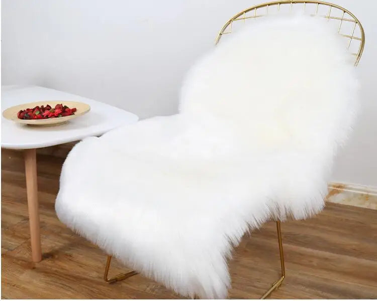 New Carpet Plush Soft Sheepskin Bedroom Carpet Imitation Wool Pad Long Hair Bedside Mat Sofa Cushion Rugs Living Room Fur Carpet