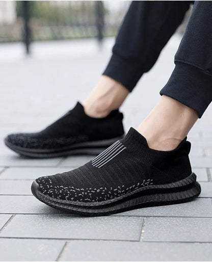 Men Shoes Breathable Men's Sneakers Comfortable Running Shoes Tenis Outdoor Slip On Walking Sneakers Sock Jogging Shoes