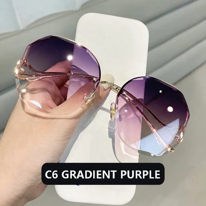 2023 Fashion Tea Gradient Sunglasses Women Ocean Water Cut Trimmed Lens Metal Curved Temples Sun Glasses Female UV400