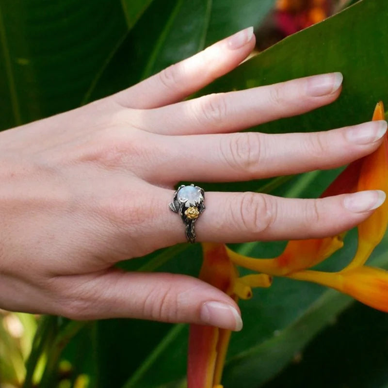 Vintage Moonstone Ring For Women Black Jewelry Gold Flower Finger Ring Female Charming Jewelry Wedding Statement Opal Ring