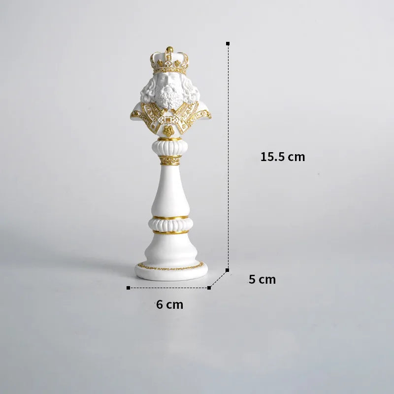 Resin Handicraft Chess Golden King Abstract Portrait Sculpture Chess Piece Decorative Figurines Room Decoration Accessories A