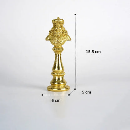 Resin Handicraft Chess Golden King Abstract Portrait Sculpture Chess Piece Decorative Figurines Room Decoration Accessories D