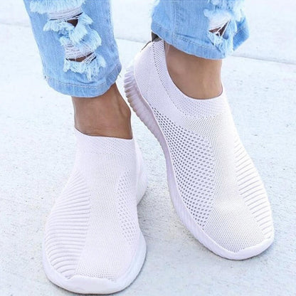 Women Shoes Knitting Sock Sneakers Women Spring Summer Slip On Flat Shoes Women Plus Size Loafers Flats Walking krasovki Famela White
